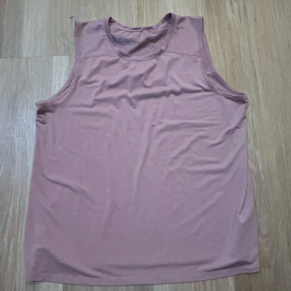 Bundle of 3 women’s workout tops • Size S• - Picture 2 of 7